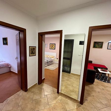 Skerdi'S Apartment - City Center Tirana Eksteriør billede