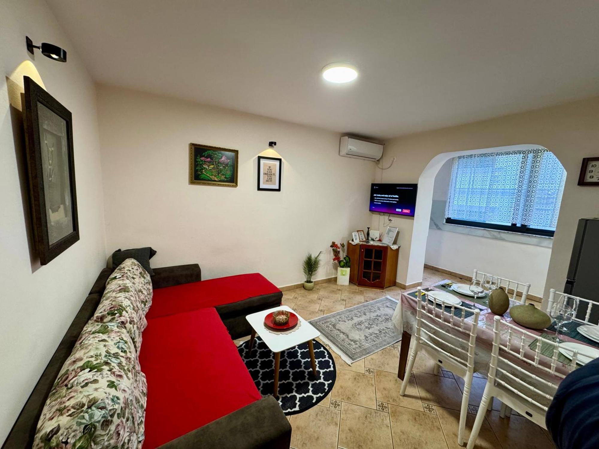 Skerdi'S Apartment - City Center Tirana Eksteriør billede